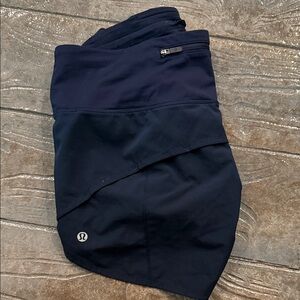 navy blue lululemon shorts size 10